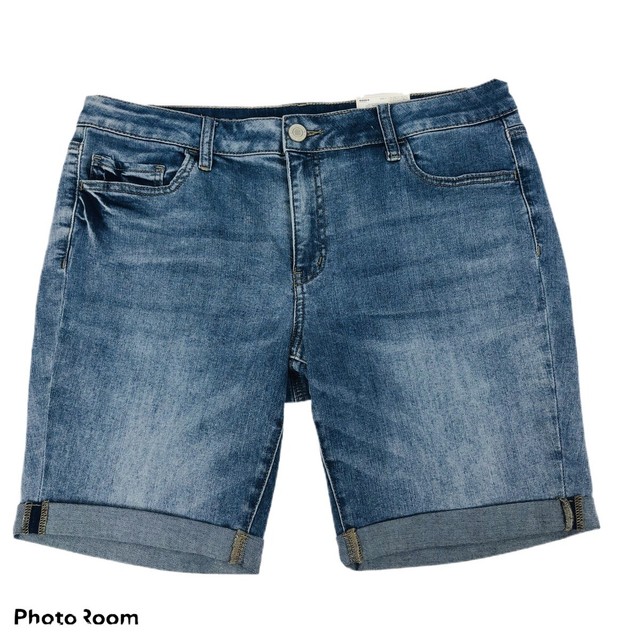 SO by Kohl’s Women’s Blue Jean Shorts Sz 17 Favorite Bermuda Distressed