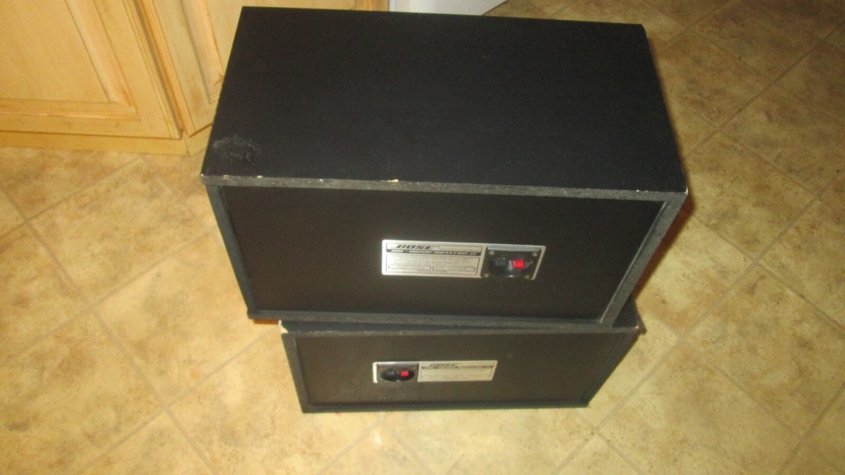 BOSE 301 Music Monitor II DIRECT REFLECTING SPEAKERS (Pair BOSE 301 Music Monitor II DIRECT REFLECTING SPEAKERS (Pair