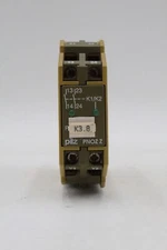 Pilz PNOZ Z 2S / 675500 Safety Relay (Broken Case)