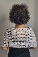 COPRISPALLE STOLA ESTIVA SCIALLE FATTO A MANO ALL'UNCINETTO 