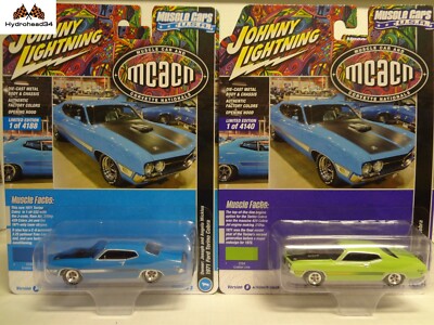 Johnny Lightning 1971 Ford Torino Cobra MCACN PAIR JLMC031 A&B 1:64