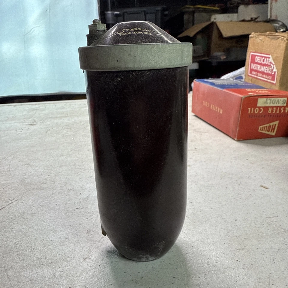 Holley  6 volts MASTER Vintage IGNITION COIL Sprint Car Gasser HOT RAT ROD  NOS - Image 3 of 4