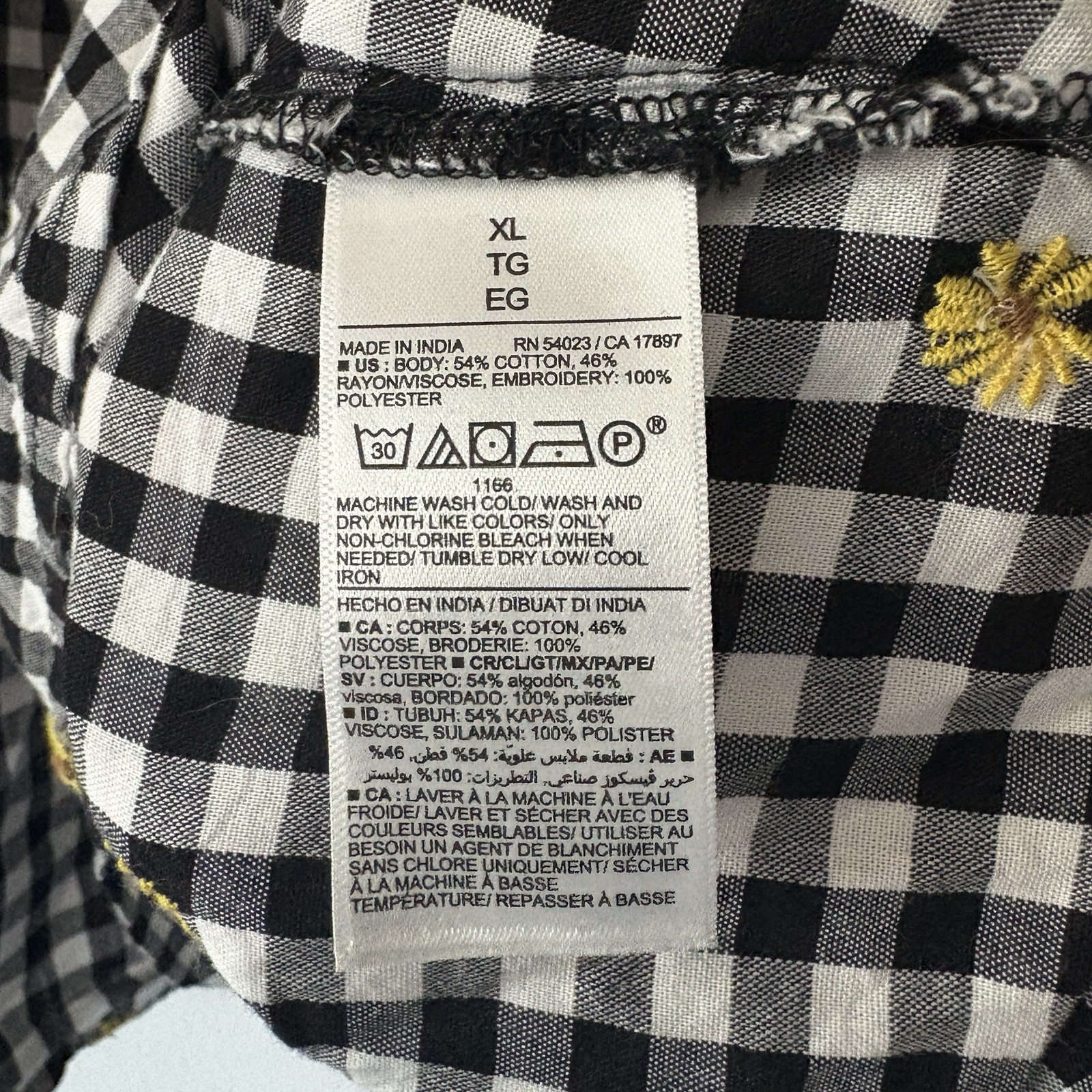 Old Navy Gingham Daisy Patterned Puff-Sleeve Swin… - image 5