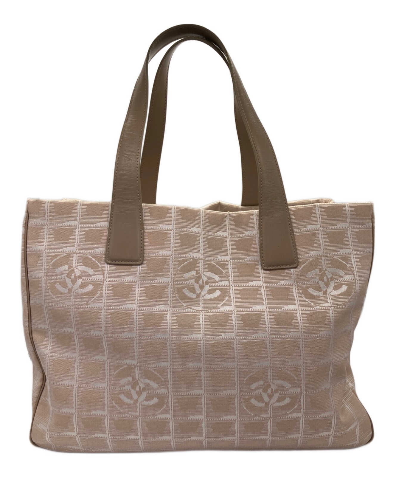 CHANEL Pink Leather Tote Bag with Handle from New Travel Line MM