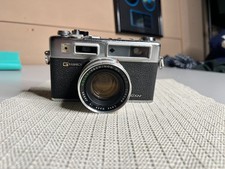 Vintage Yashica Electro 35 GSN Rangefinder Camera w/ Yashinon 45mm f/1.7 Lens