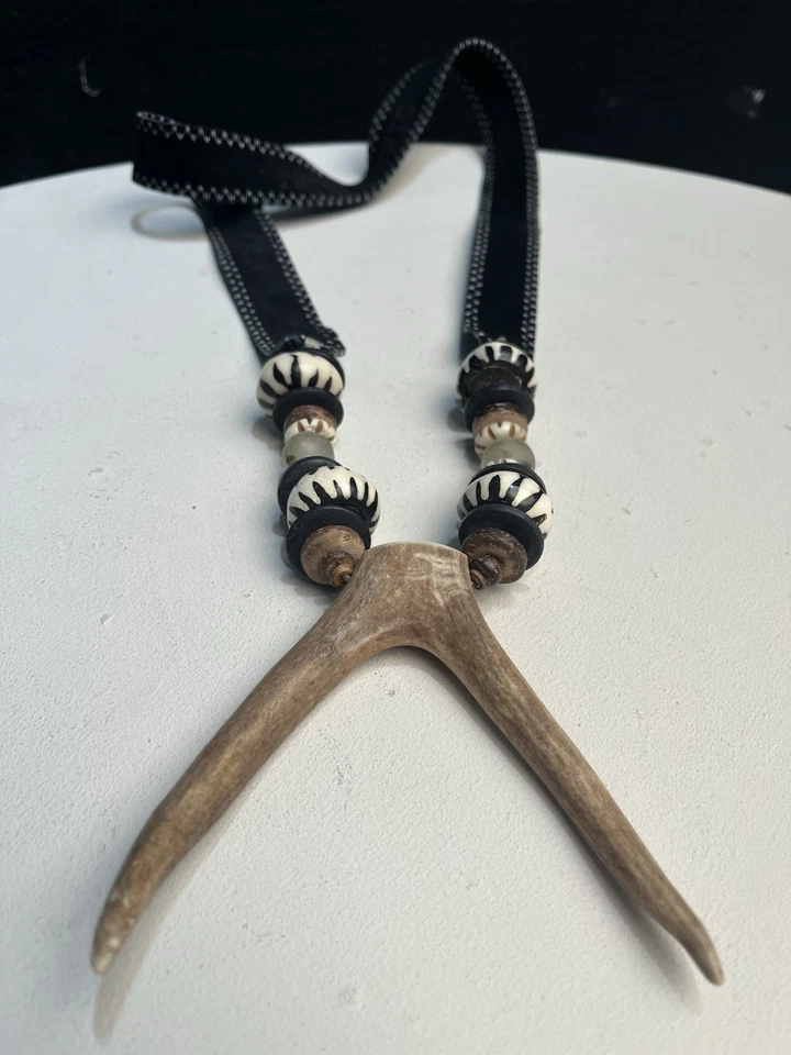 "Collar de cuerno de gamuza boho grueso Twine & Twig cuentas grandes 27""" Foto 4 de 4