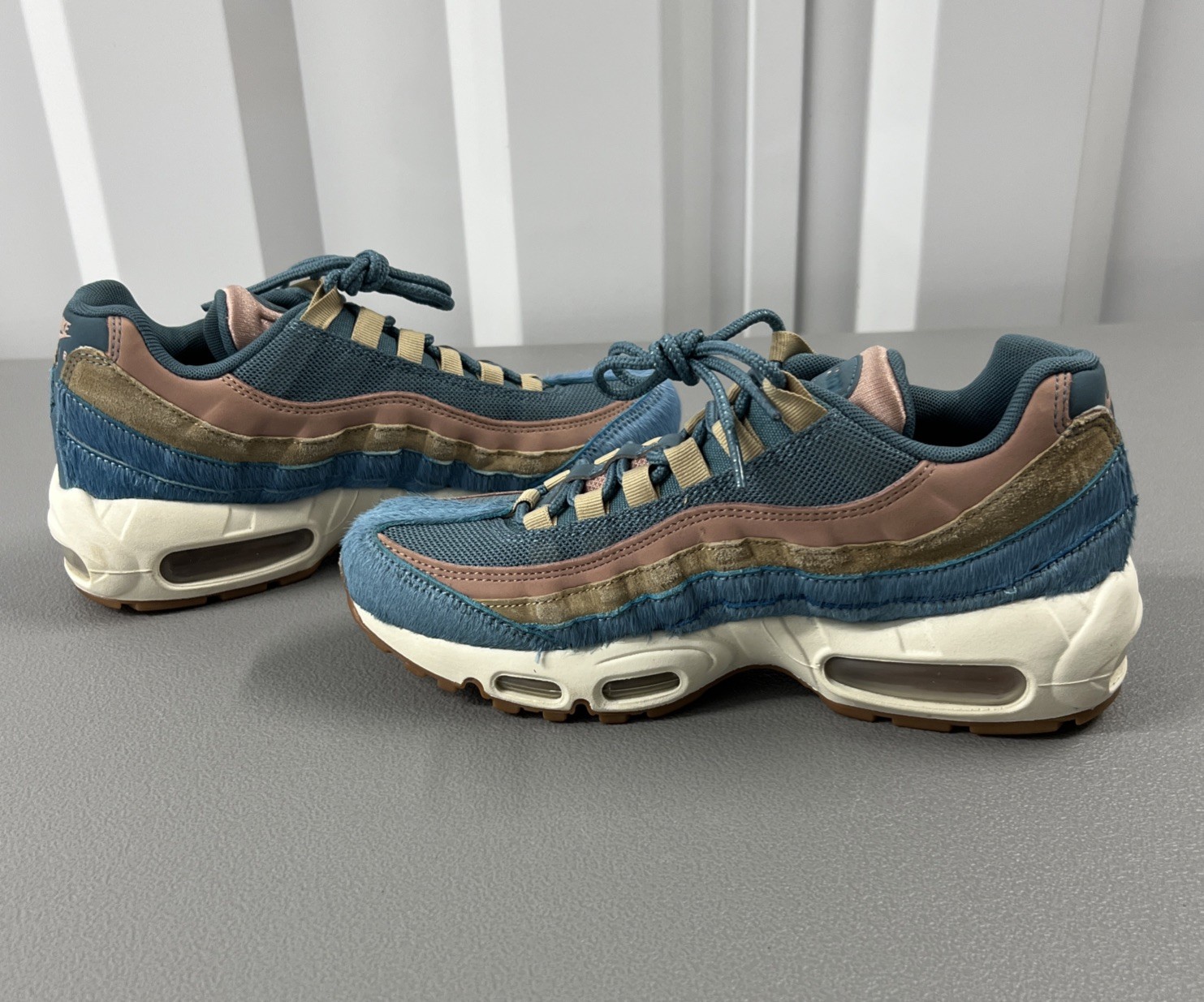 Taglia 8 5 Nike Air Max 95 'Embossed Fur Pony' (Donna)