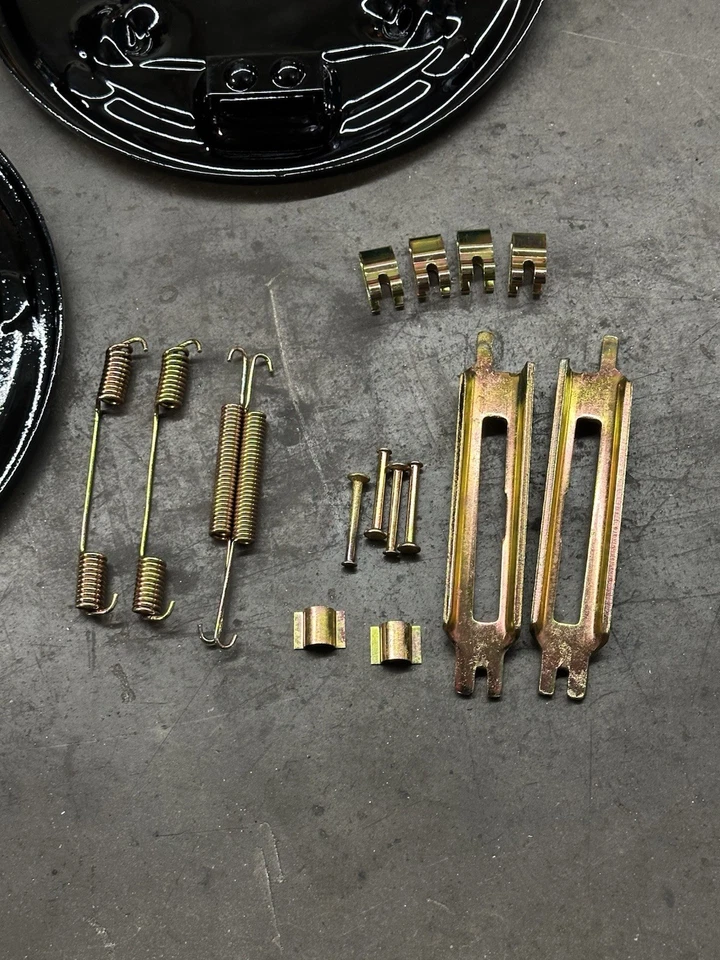 PLACAS DE RESPALDO DE TAMBOR BMW 2002 TI TII 250mm E21 320i OEM TURBO ALPINA GENUINO Foto 2 de 4