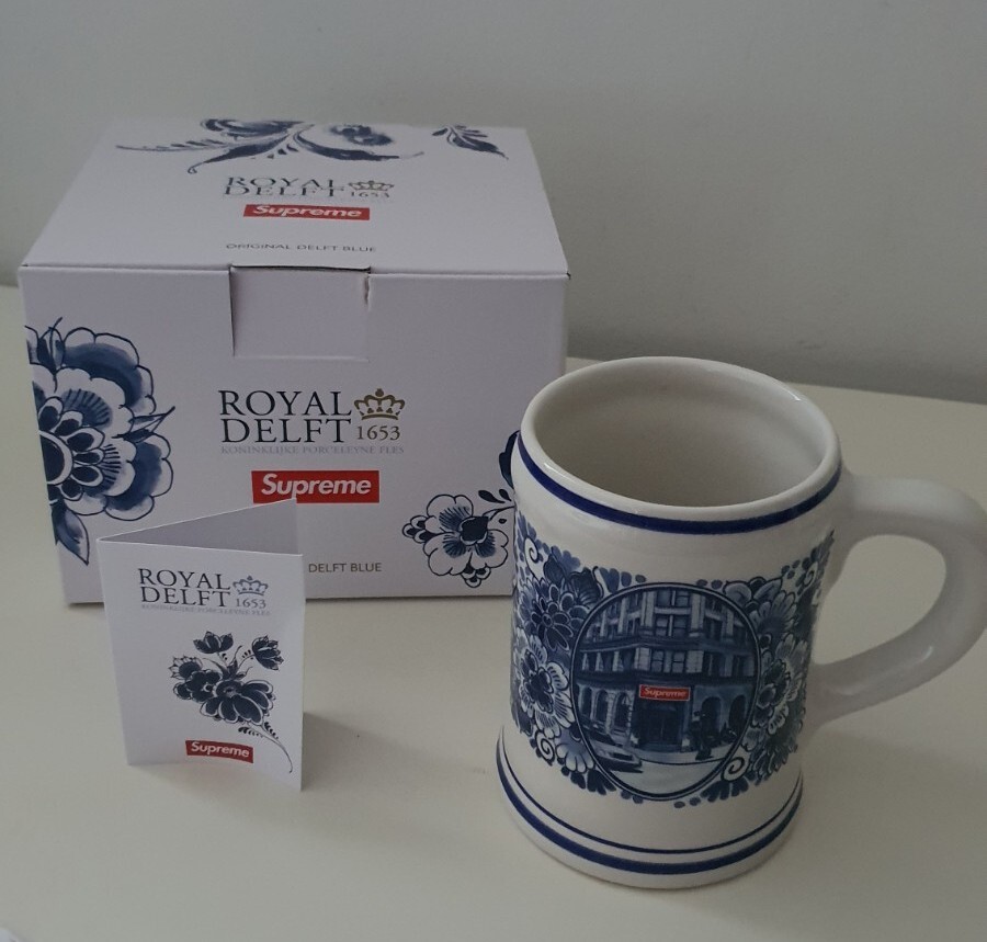 SS21 Supreme Royal Delft 190 bowery beer mug ceramic white