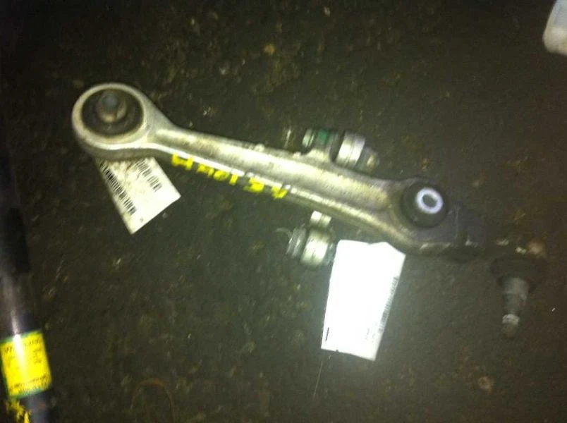 02 03 04 奥迪 A6 左下控制臂前锋 6 CYLINDER — 第 4/4 张图片