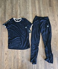 UMBRO Boys Black Crew Neck Lightweight Lounge Sleepwear Set Size Small New