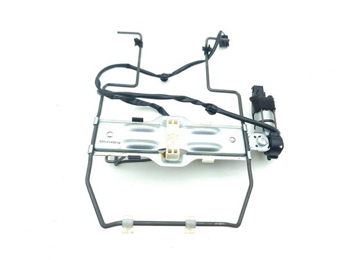Hyundai i40 2012 Seat Control Motor Front right R1204131269 AMD193681 - Picture 2 of 8