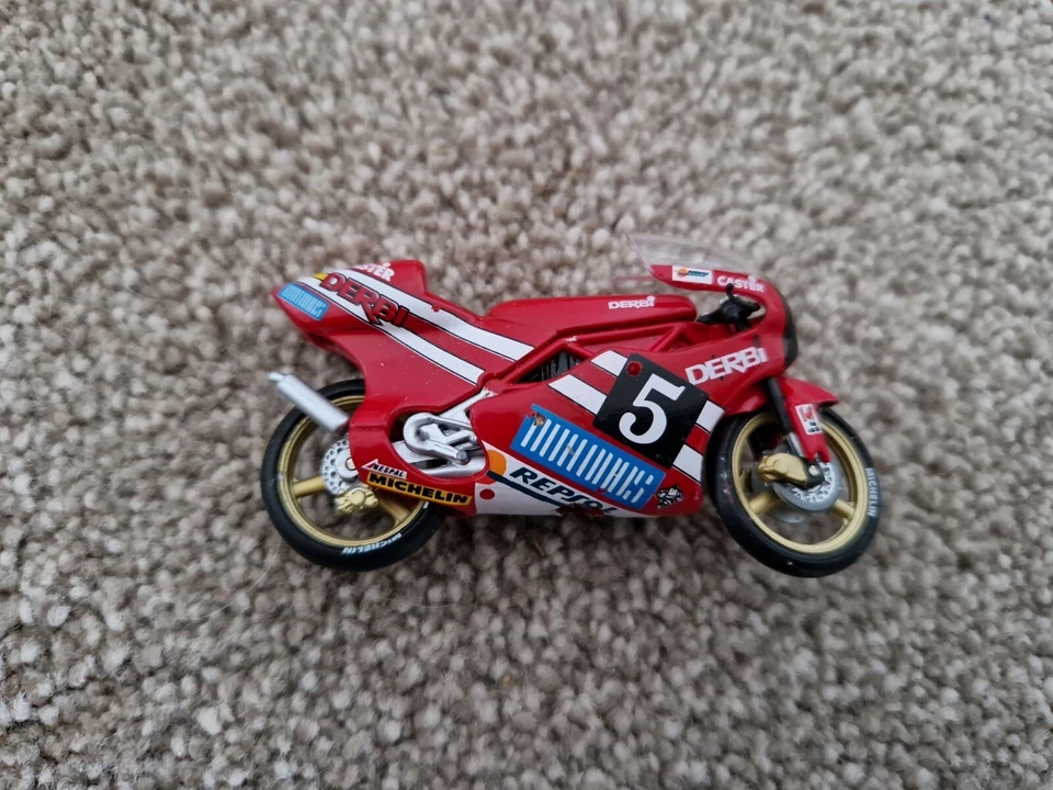 1/24 DEAGOSTINI IXO - DERBI 125GP JORGE MARTINEZ ASPAR 1988 DIECAST MOTO GP BIKE - Image 2 of 2