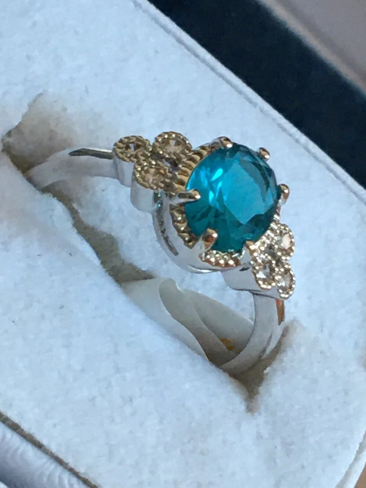 Anillo Bomb Party Glam Azul y Blanco Topacio Rodio Doble Chapado Talla 7 Nuevo en Caja RBP2305 Foto 4 de 4