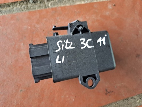 Steuergerät für Sitzheizung LINKS Fahrersitz für  VW PASSAT 3C B7   5K0959772