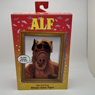2023 NECA ALF (Alien Life Form) 7'' Scale Ultimate Action Figure