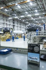 Boeing 787 Dreamliner First Delivery ANA Plaque with Coin Aviation Collectible