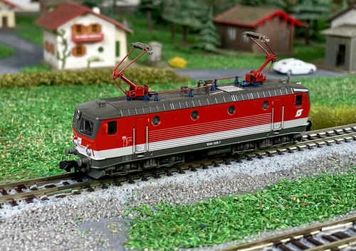 Roco 23241 N ÖBB Elektrolok BR 1044 009-7 Zustand 2 (2519) | Zustand: Gebraucht