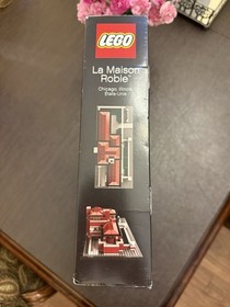 BRAND NEW IN BOX LEGO Robie House 21010; Read Description