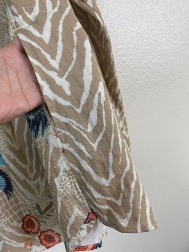 Top boho con bottoni multipli taglia media uccellino floreale Lagenlook paillettes novità - Foto 5 di 19