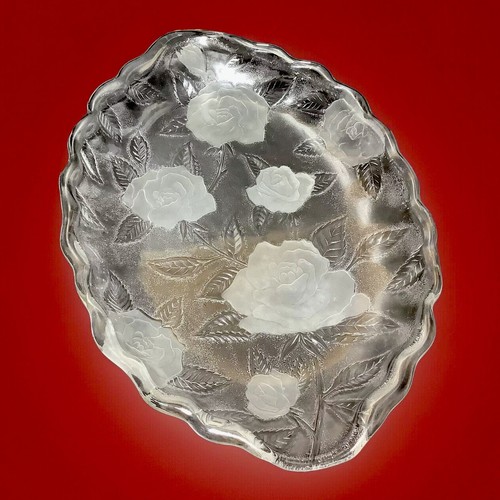 Vintage Crystal Frosted Satin Rose Serving Platter 34cm Handcrafted Floral Plate - Picture 10 of 16