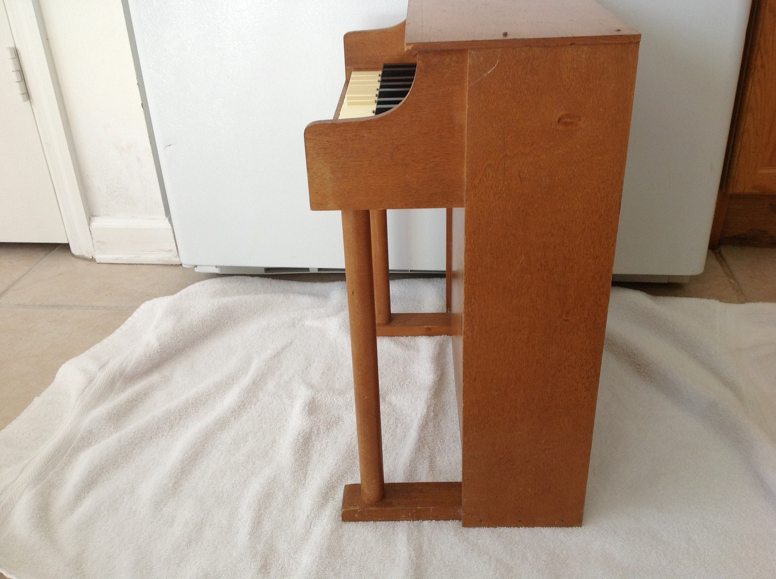 schoenhut childs piano