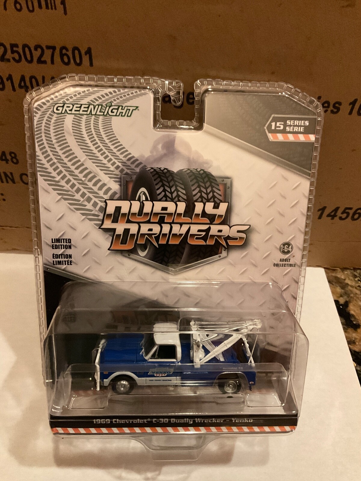 Greenlight Dually Drivers 1969 Chevrolet C30 dually wrecker tow truck ...