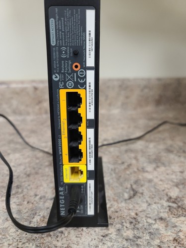 Router bezprzewodowy NETGEAR N300 WNR2000 V3 4-portowy - Zdjęcie 3 z 3