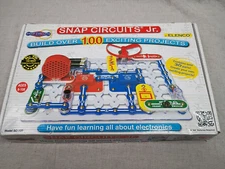 ELENCO Snap Circuits Jr. 100 Experiments Electronics Discovery Kit