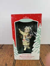 Hallmark Joyous Angel Keepsake Ornament Memories of Christmas 2002
