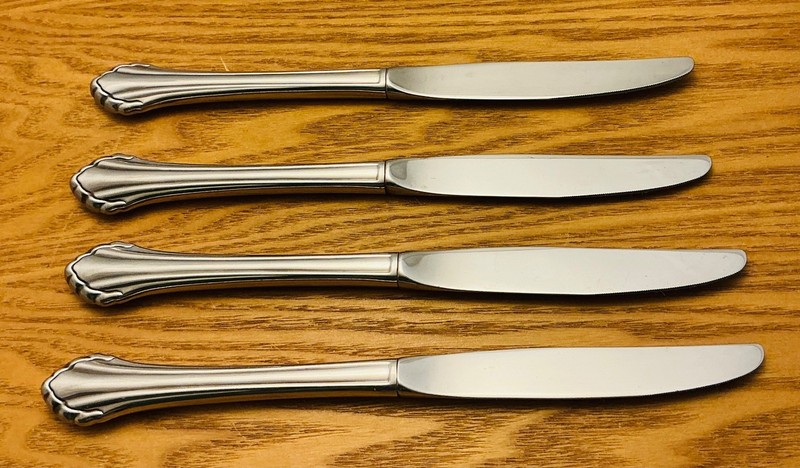 Oneida Community Stainless 4- Dinner Knives in the “Claret” pattern
