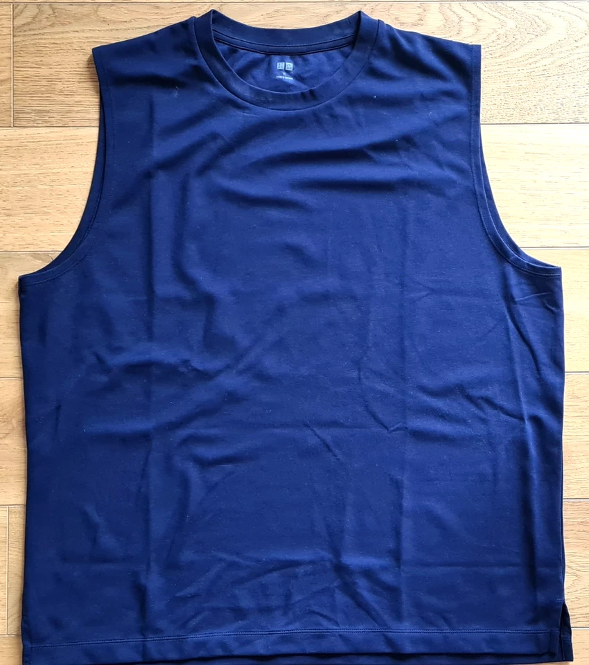 UNIQLO T-Shirt Ärmellos (Blau / Gr. XL) - Bild 1 von 1