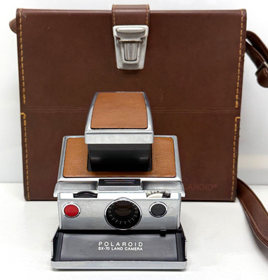 Vintage Polaroid SX-70 Alpha 1 Land Camera Folding Instant Camera w/ Case Clean