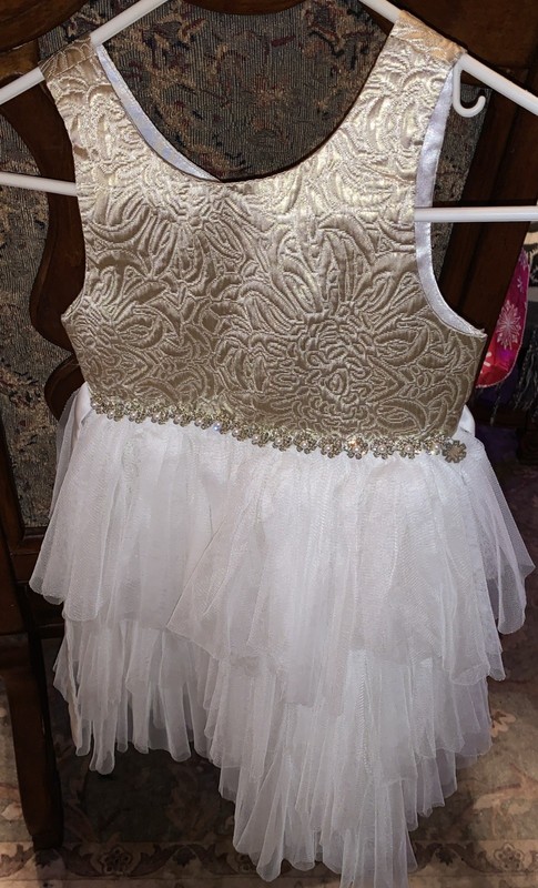 Gold & White Formal Wedding Christmas Dress Girls Size 6  25’long