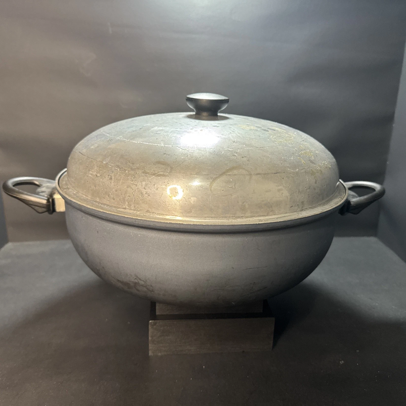 Vtg Regal Ware Aluminum Gray Dutch Oven Roaster Steamer Non-Stick Pot 12 ½”