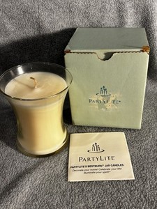 PartyLite Best Burn Trumpet Jar Candle ~ Iced Snowberries ~ G02123 ~ NIB!