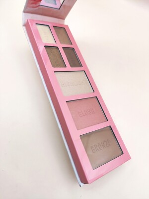 Essence Bloom, Baby, Bloom! Eye & Face Palette  01 Make it bloom *NEU*