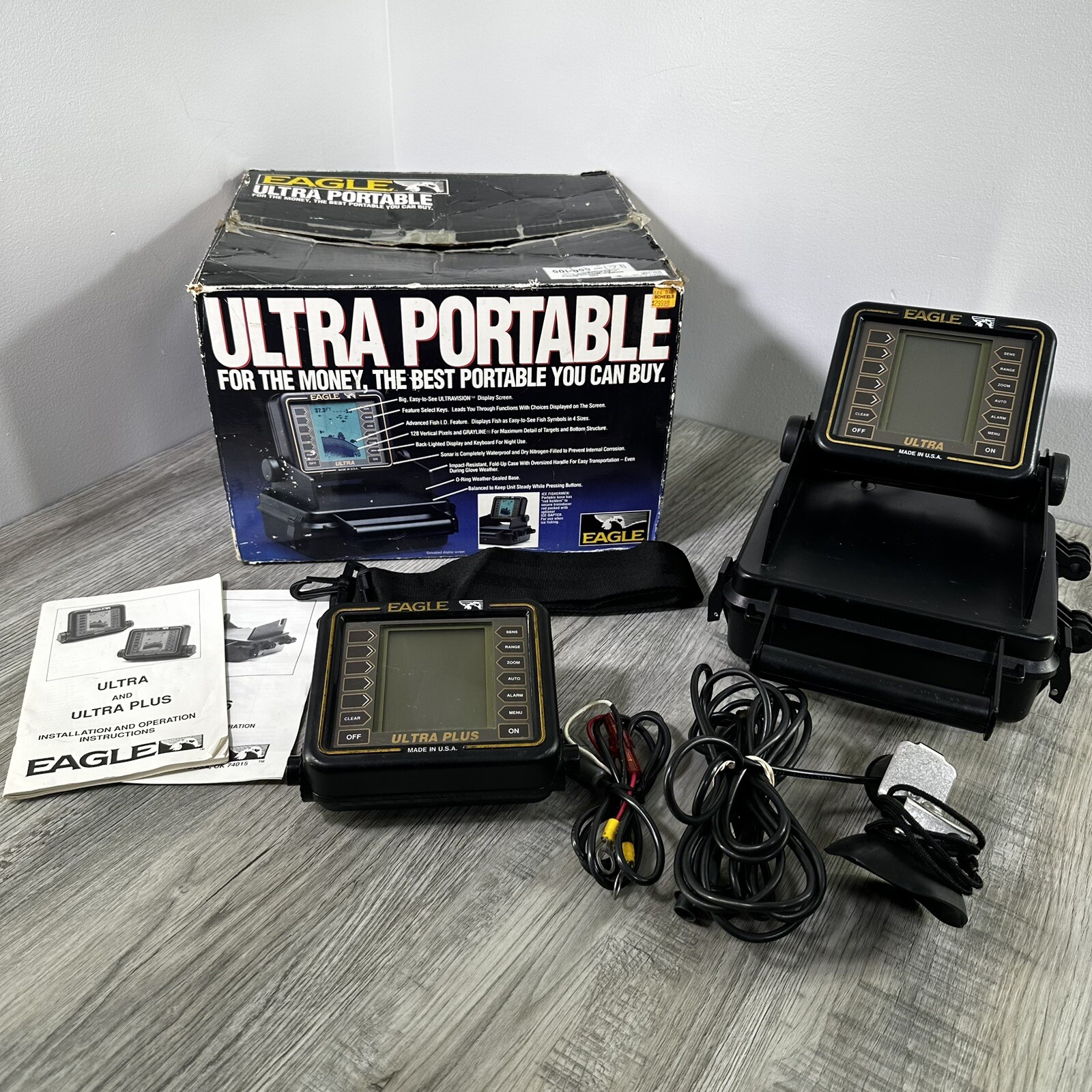Eagle Ultra Fish Finder, Transducer, Power Cord, Mount, Carrying Case Portable