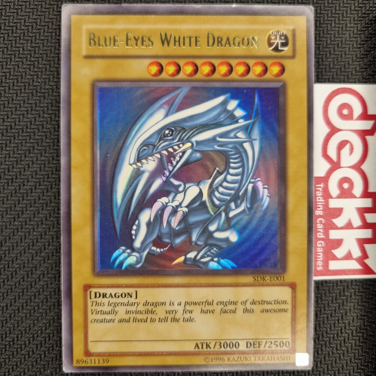 Blue-Eyes White Dragon SDK-E001 | Ultra Rare | (MP