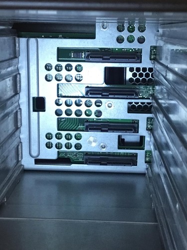 StoneFly Voyager 6G 510-265-1122 iSCSI Storage – 16x Caddies, 2x Infortrend ESDS - Picture 13 of 20