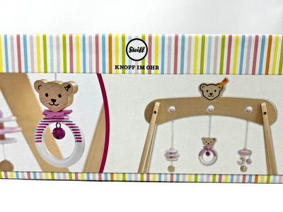 Selecta Exklusives Steiff Spieltrapez aus Holz - rosa - Knopf im Ohr 64306
