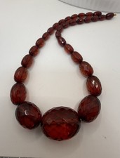 Antike Cherry Amber Faturan Kette 30 Gramm