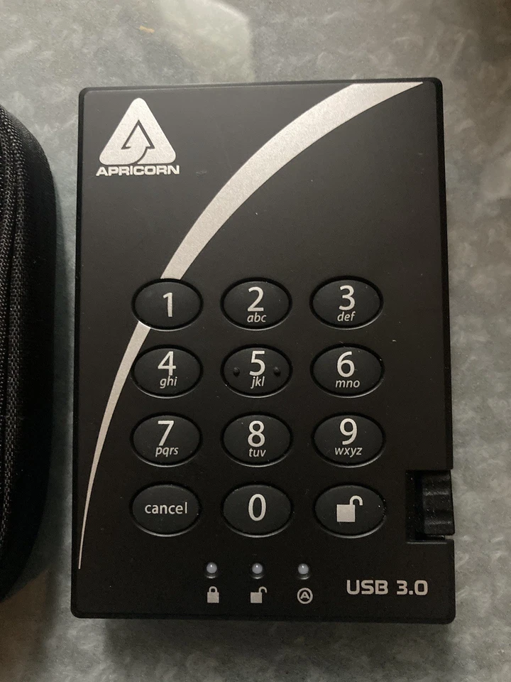 Apricorn Aegis Padlock USB 3.0 256 AES Encryption 1TB Hard Drive A25-3PL256-1000 - Image 2 of 4