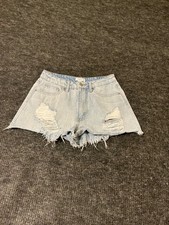 Forever 21 Women's Light Wash Distressed Frayed Hem Denim Shorts Size 26
