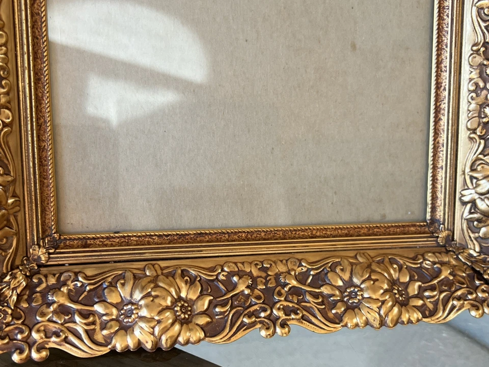 Marco de fotos de latón rococó Hollywood Regency Ormolu años 50 estilo italiano 8 x 10 Foto 3 de 4