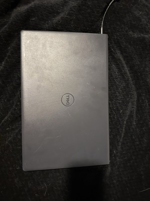 Dell Inspiron 15 3520 Laptop PC Intel Core i5-12th Gen 8GB Ram 512GB NVMe Camera