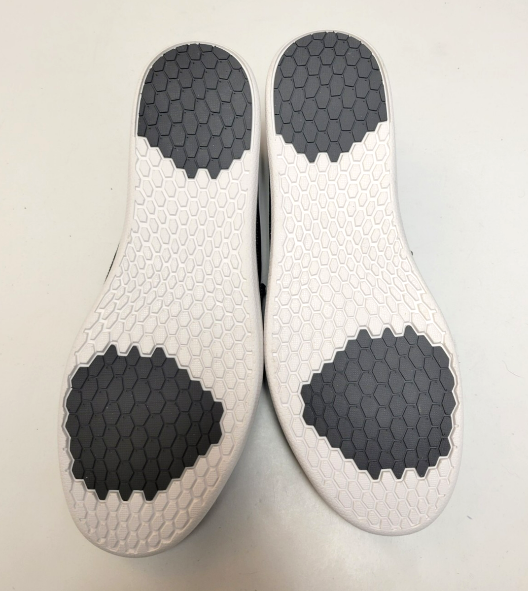 NWOB New $98 JOHNNIE-O Flylite Knit Loafer Shoes Men US 10  display picture 2