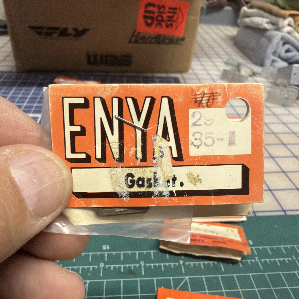 エンヤ  60ヘット3つセット Enya Hobby RC Motor/Engine, Exhaust & Fuel System Parts
