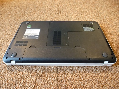 laptop toshiba satellite c855-2L2 intel core i3 - Bild 6 von 10