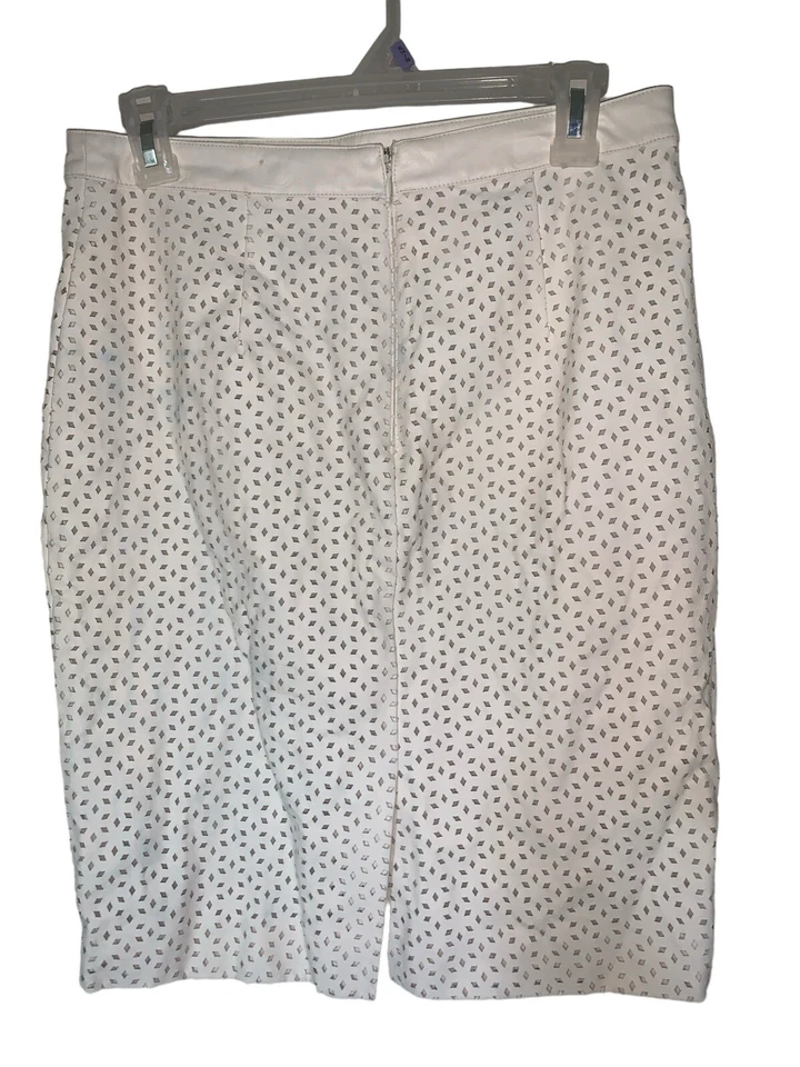 Falda lápiz Ann Taylor talla 6 Petite crema forrada de cuero sintético para mujer Foto 3 de 4